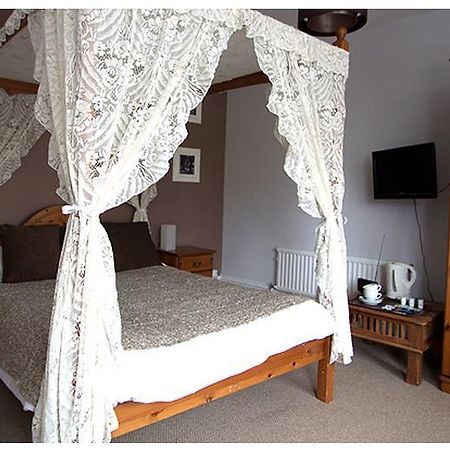 Bugle Coaching Inn Ярмут Номер фото